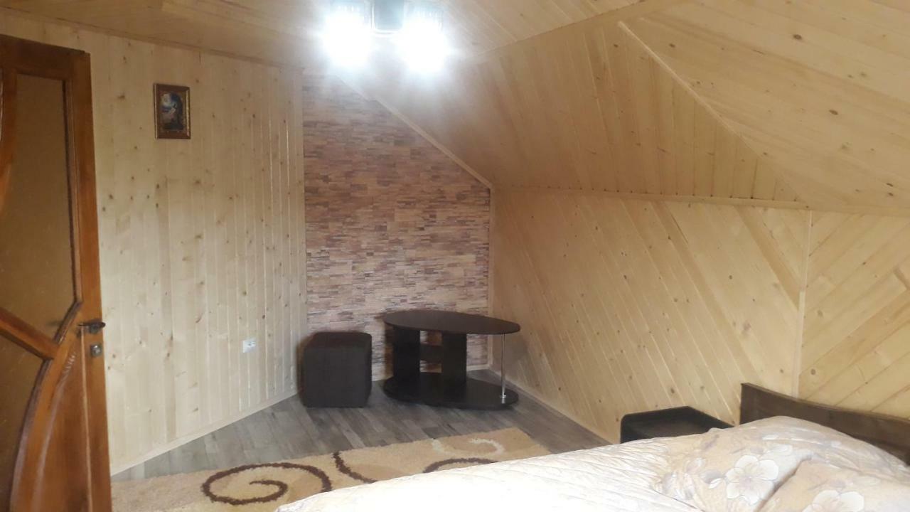 Bee House поляниця Apartment